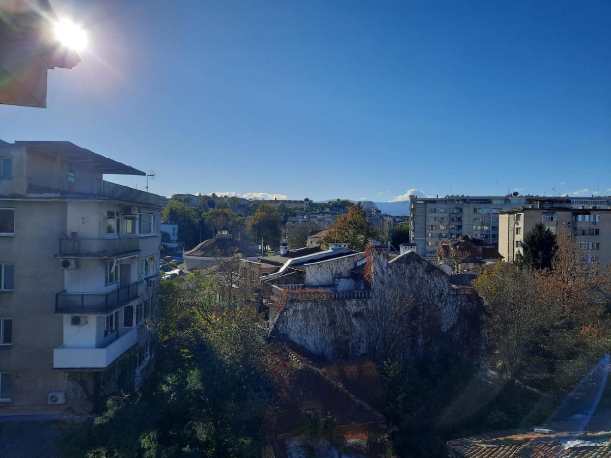 Chic 1Br Apartment With Balcony In Plovdiv Exterior photo